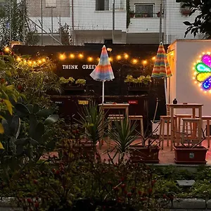  Hostel Urban Oasis